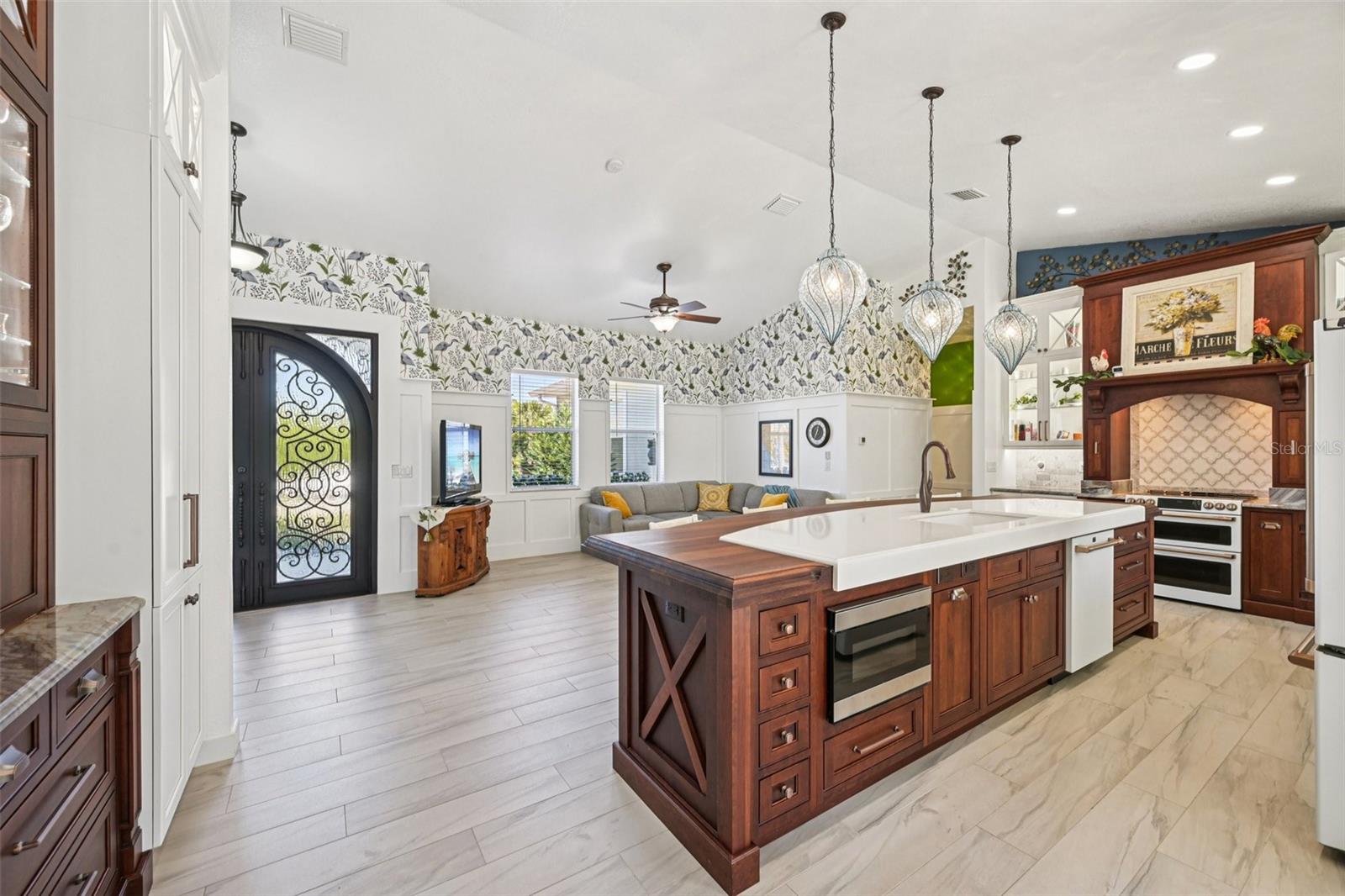 Image 12 of 65 For 13359 Tolman Avenue