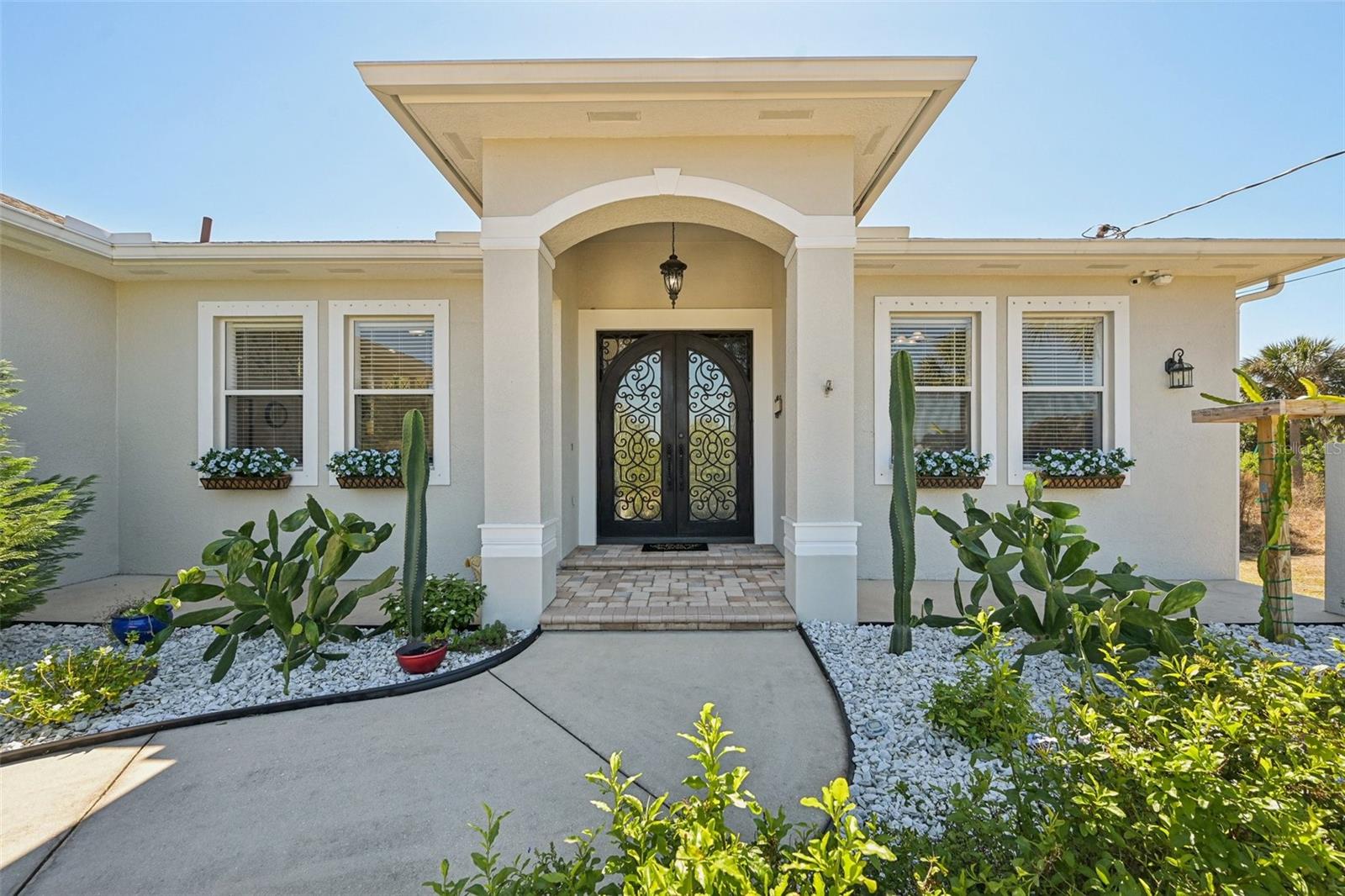 Image 4 of 65 For 13359 Tolman Avenue