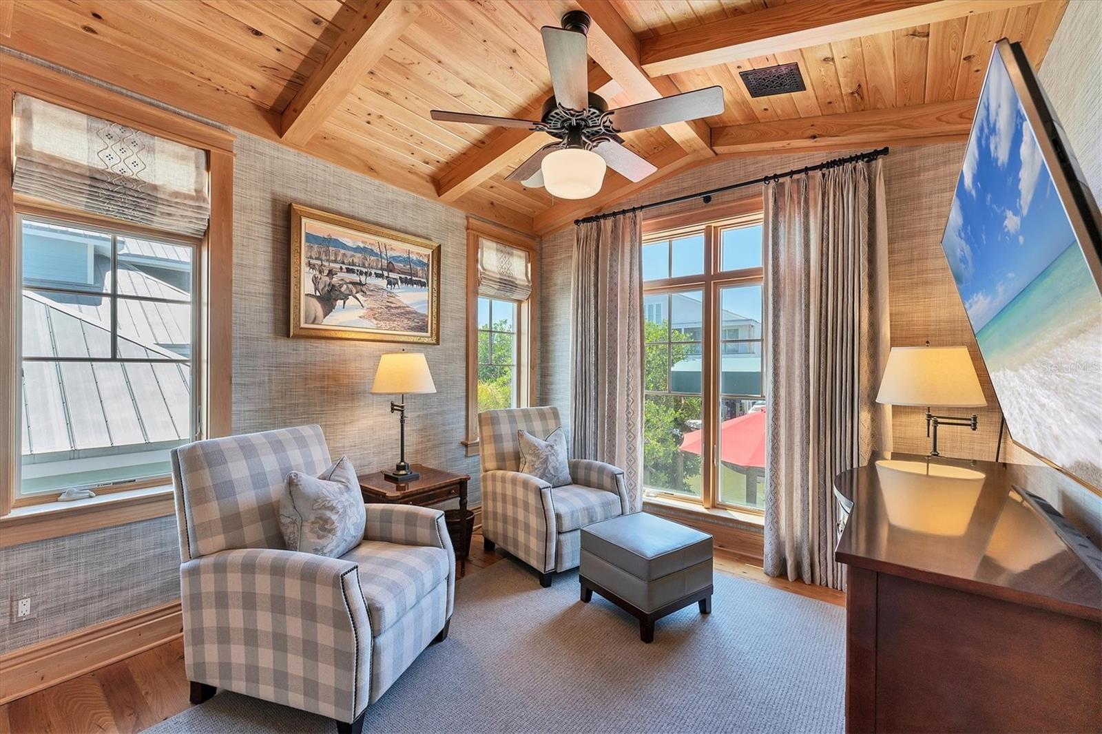 Image 22 of 72 For 150 1st Street E