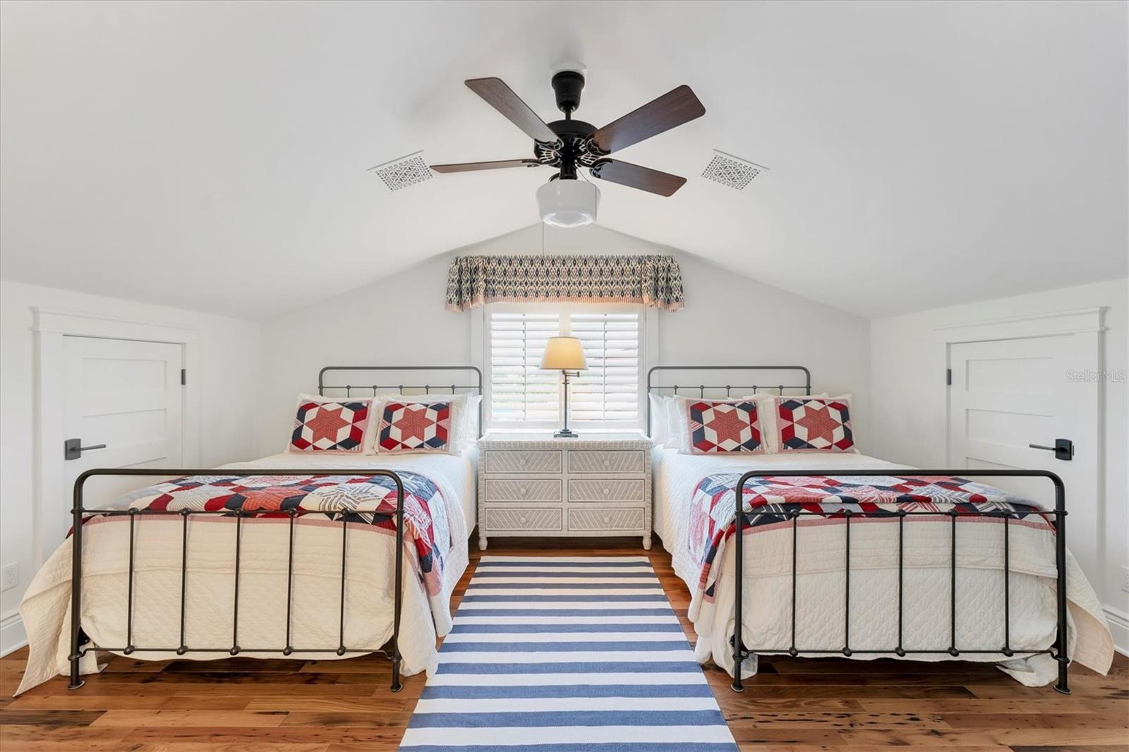 Image 43 of 72 For 150 1st Street E