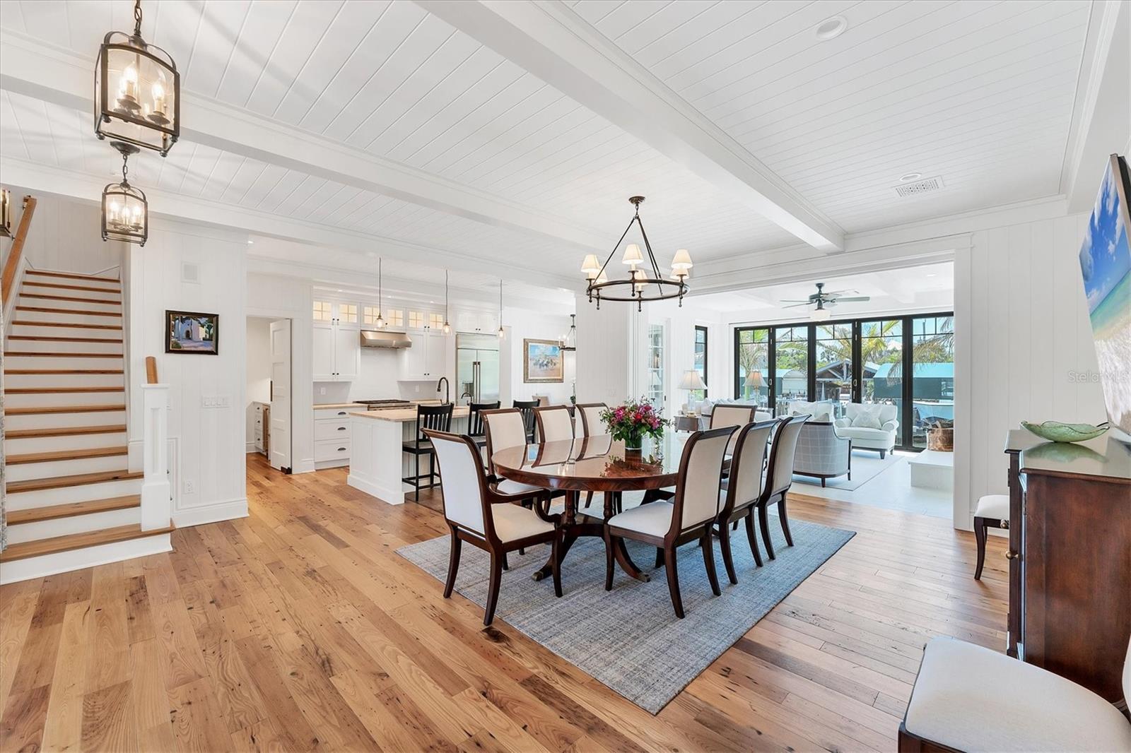 Image 7 of 72 For 150 1st Street E