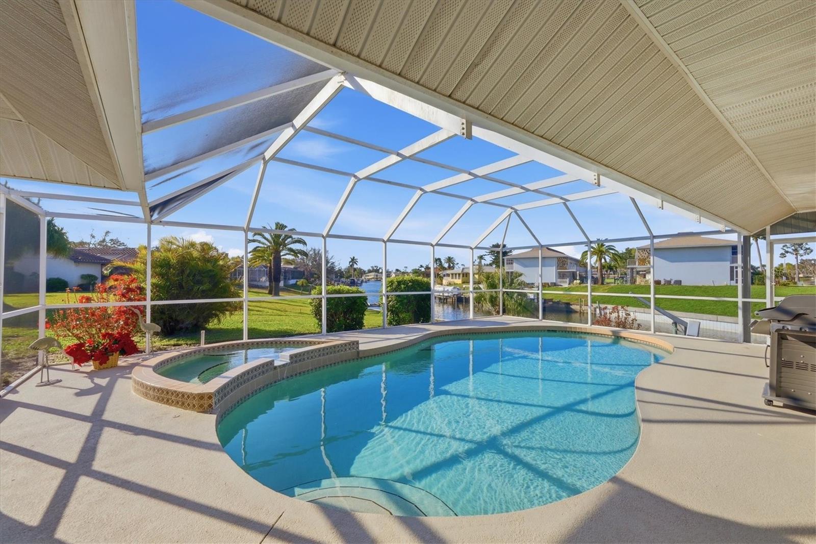 Image 33 of 44 For 157 Englewood Isles Parkway