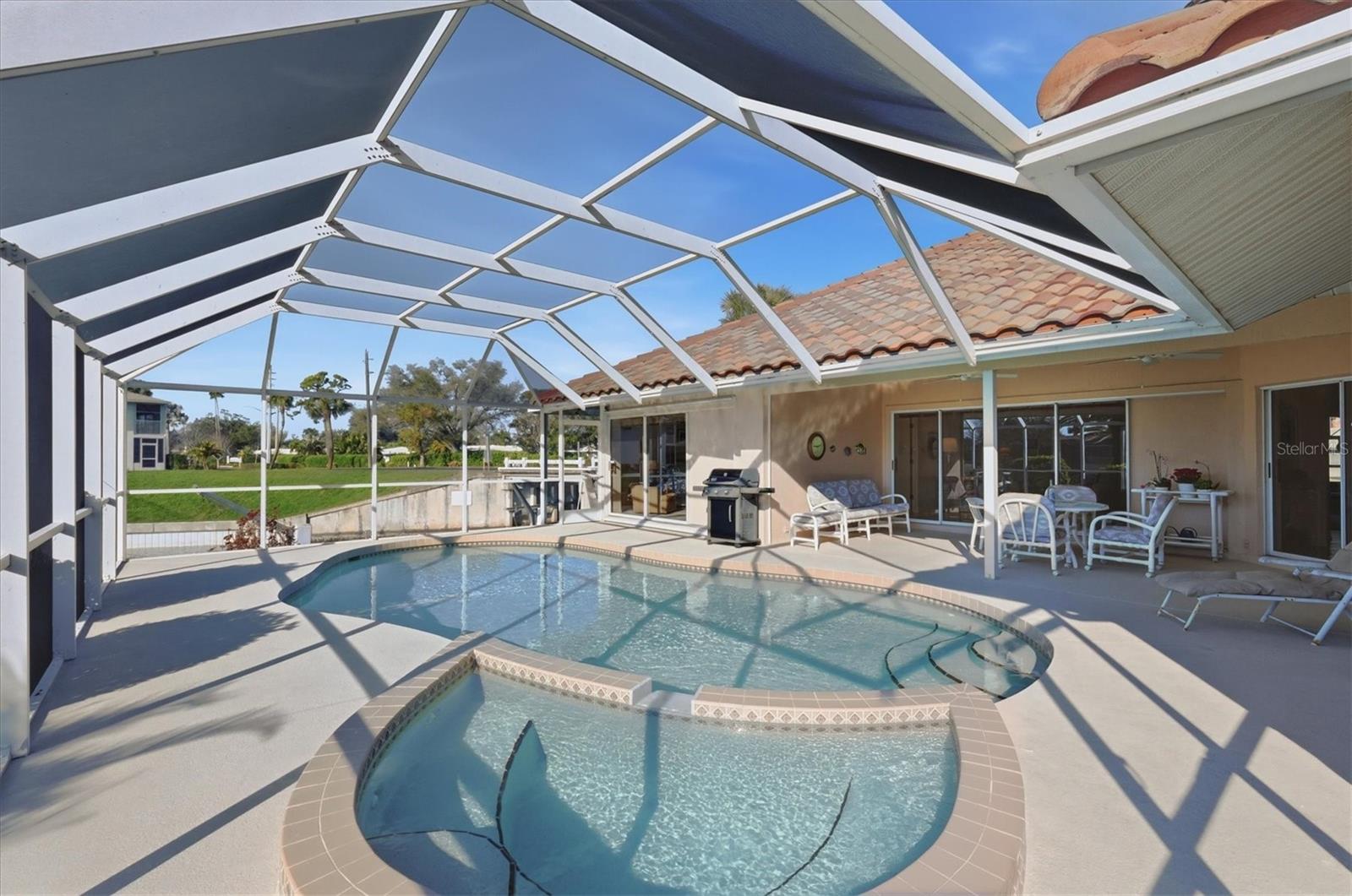 Image 36 of 44 For 157 Englewood Isles Parkway