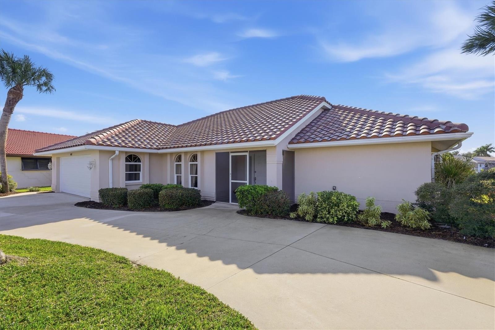 Image 7 of 44 For 157 Englewood Isles Parkway