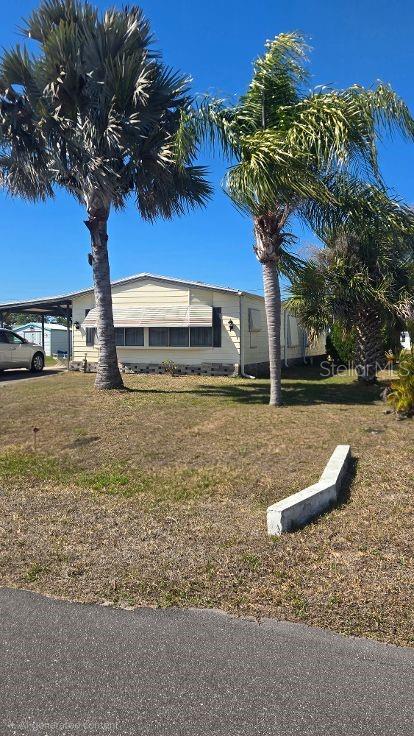 Image 2 of 22 For 854 Calle Menuda