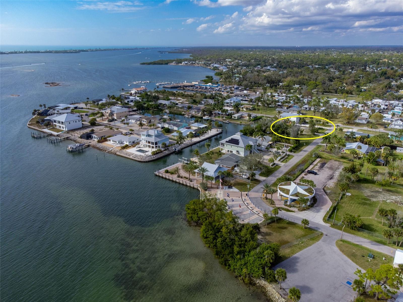 Image 19 of 51 For 46 Harbor Lane