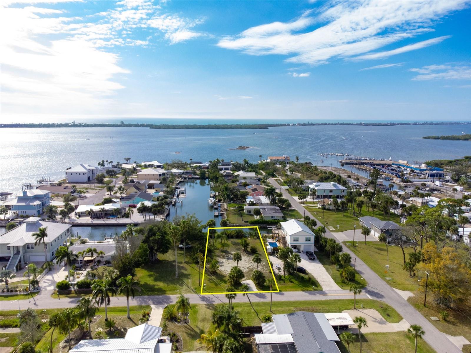 Image 2 of 51 For 46 Harbor Lane