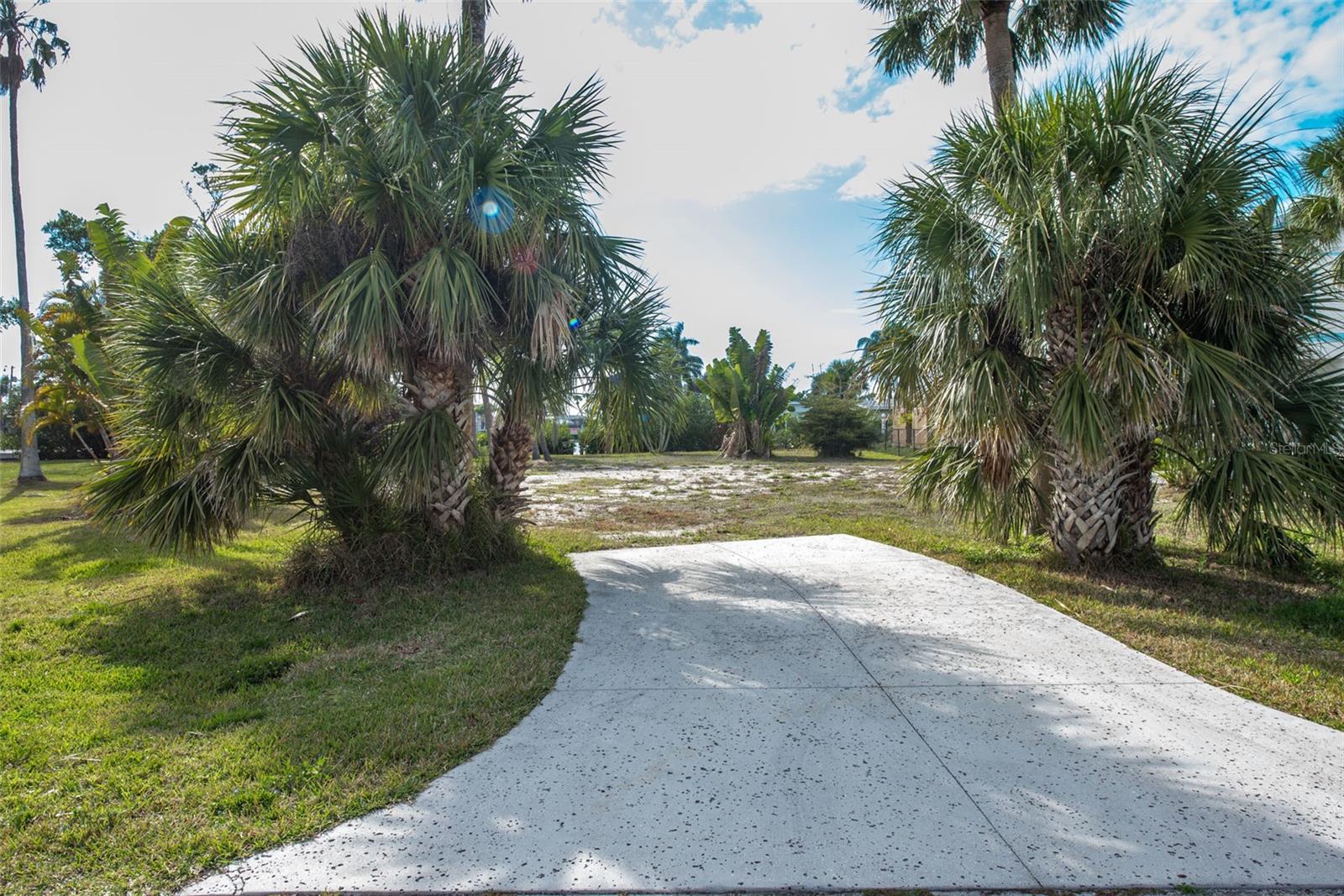 Image 20 of 51 For 46 Harbor Lane