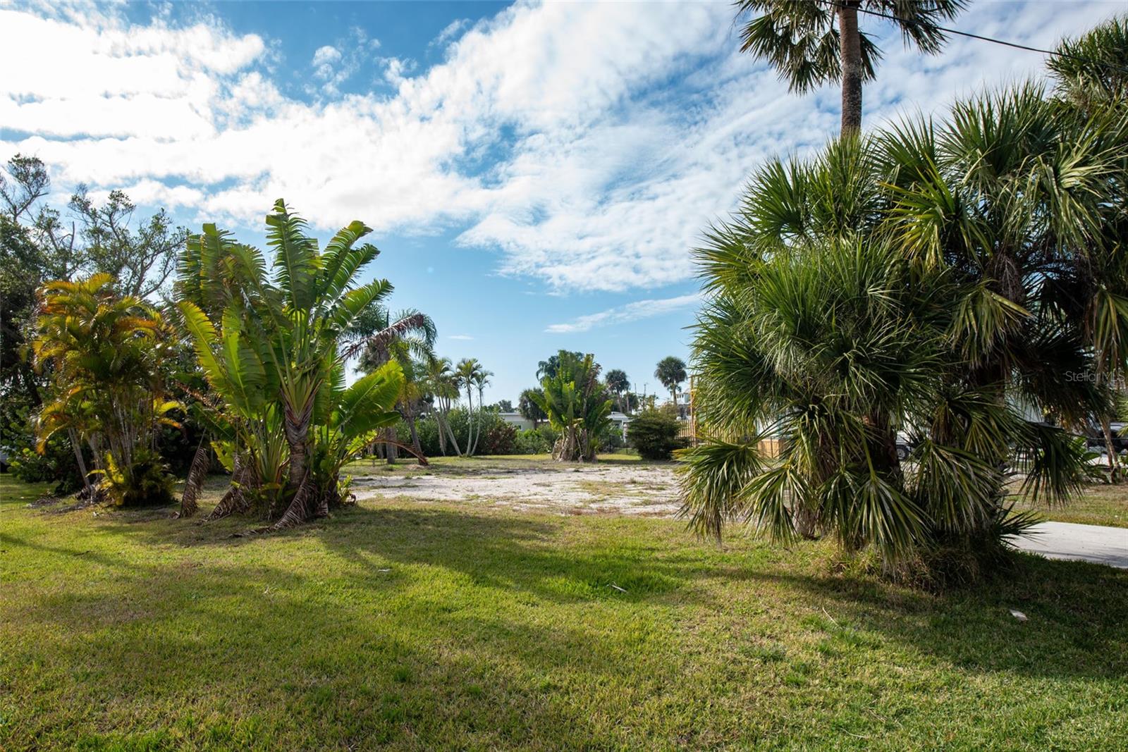 Image 22 of 51 For 46 Harbor Lane