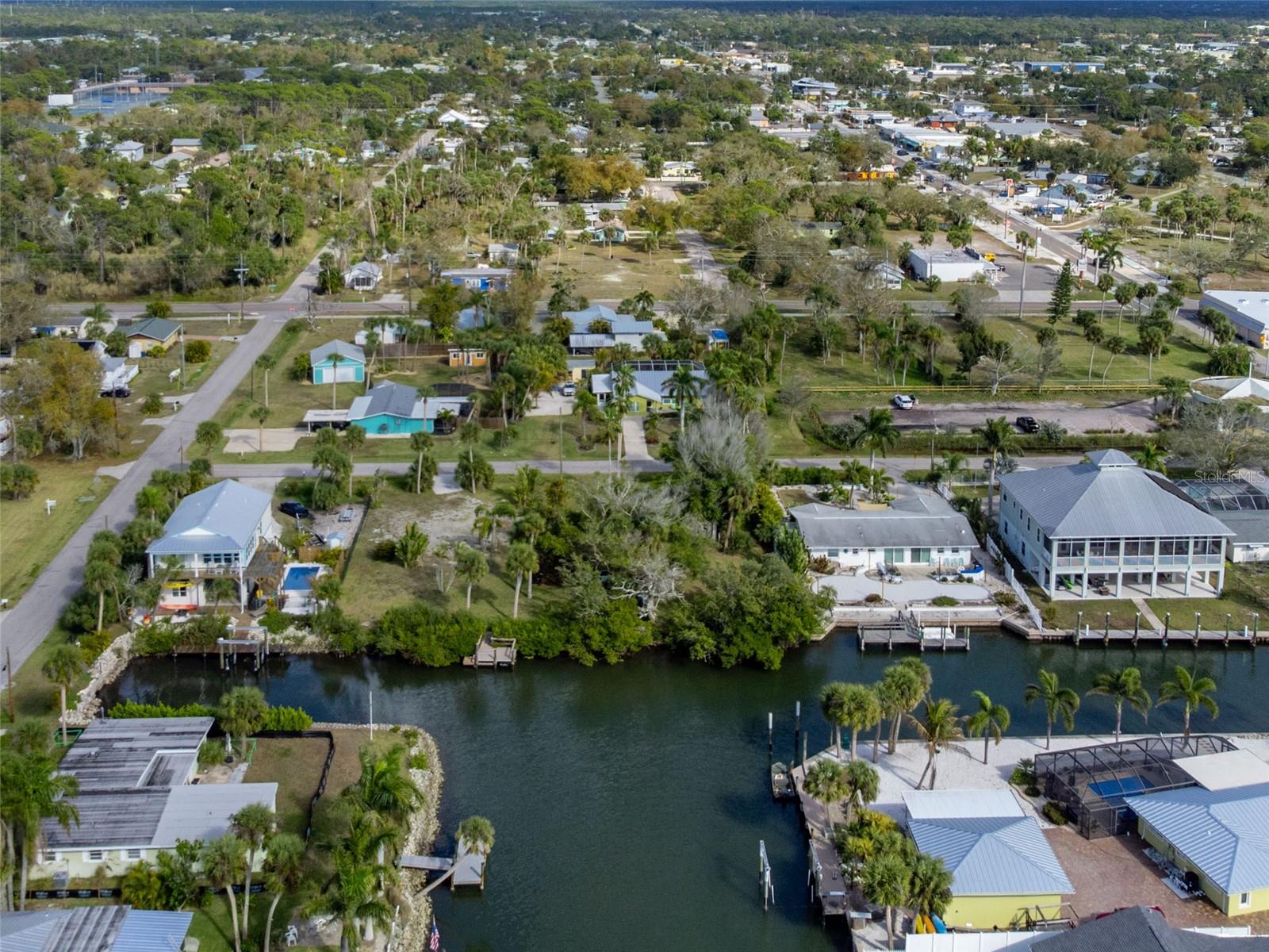 Image 27 of 51 For 46 Harbor Lane