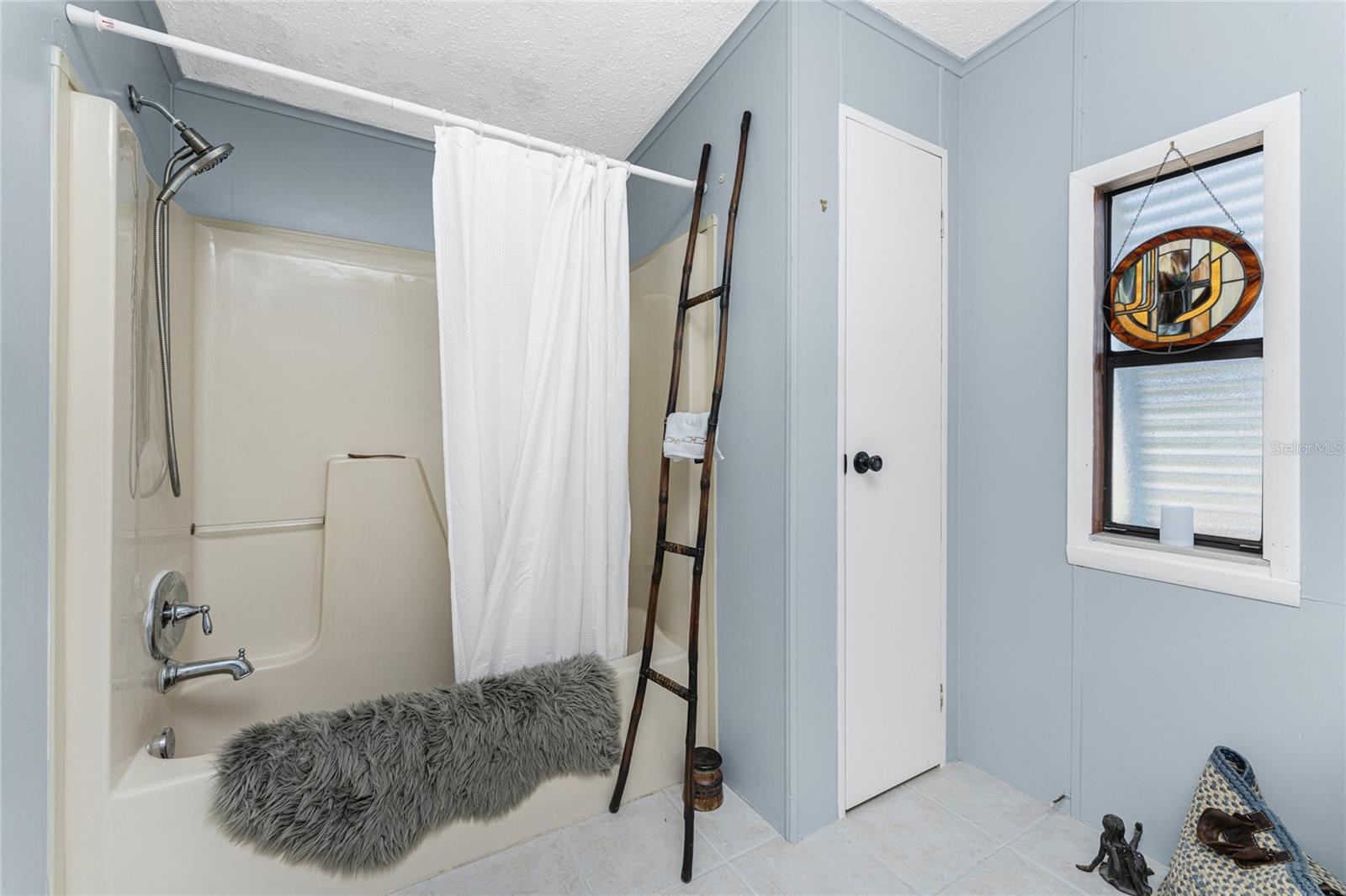 Image 23 of 34 For 8436 Nighthawk Drive