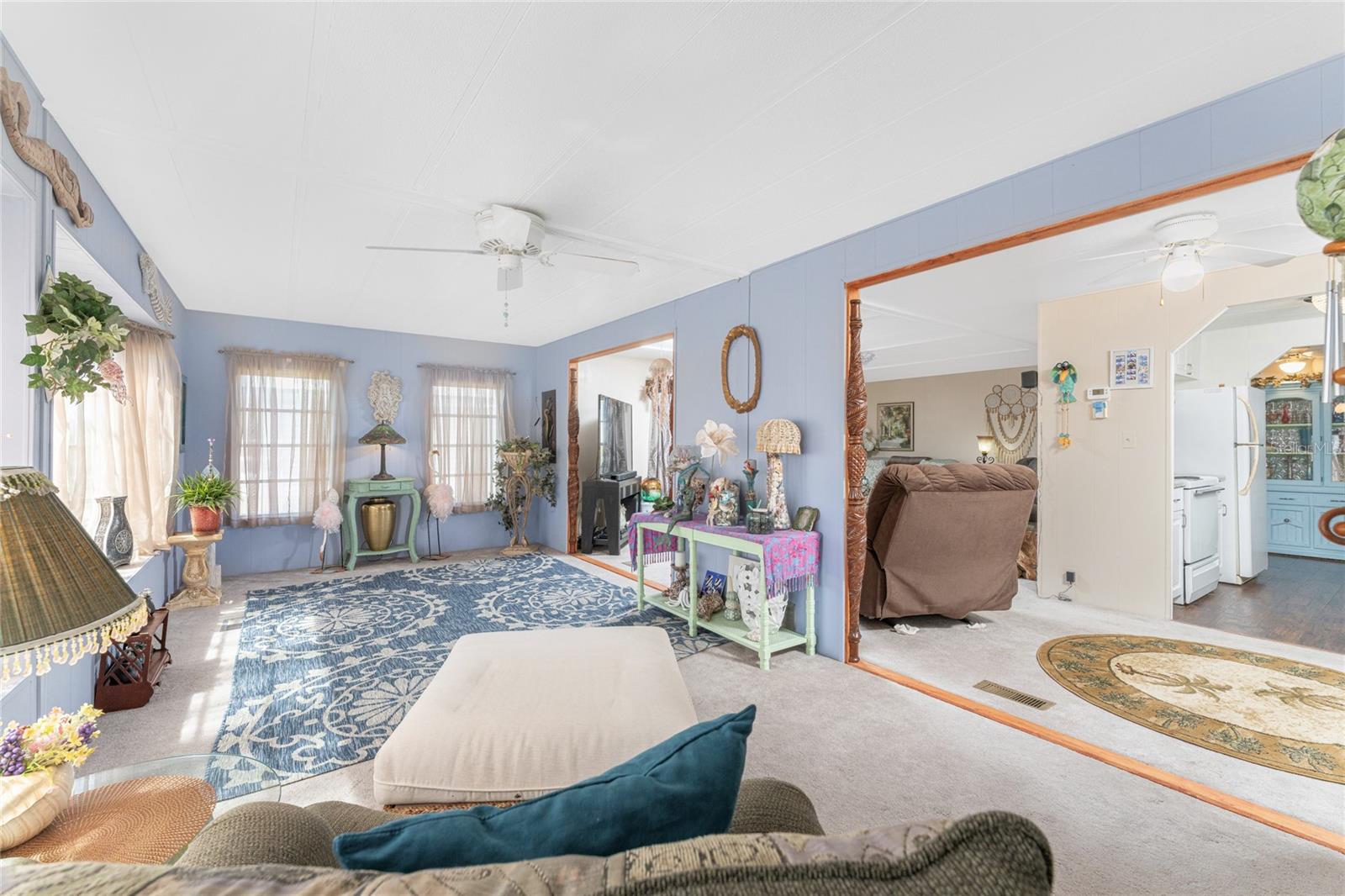 Image 19 of 62 For 327 Calle Liana