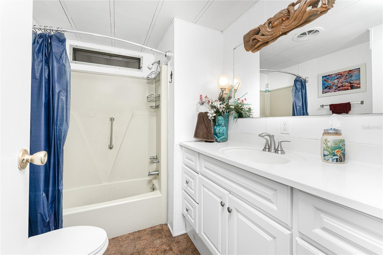 Image 36 of 62 For 327 Calle Liana