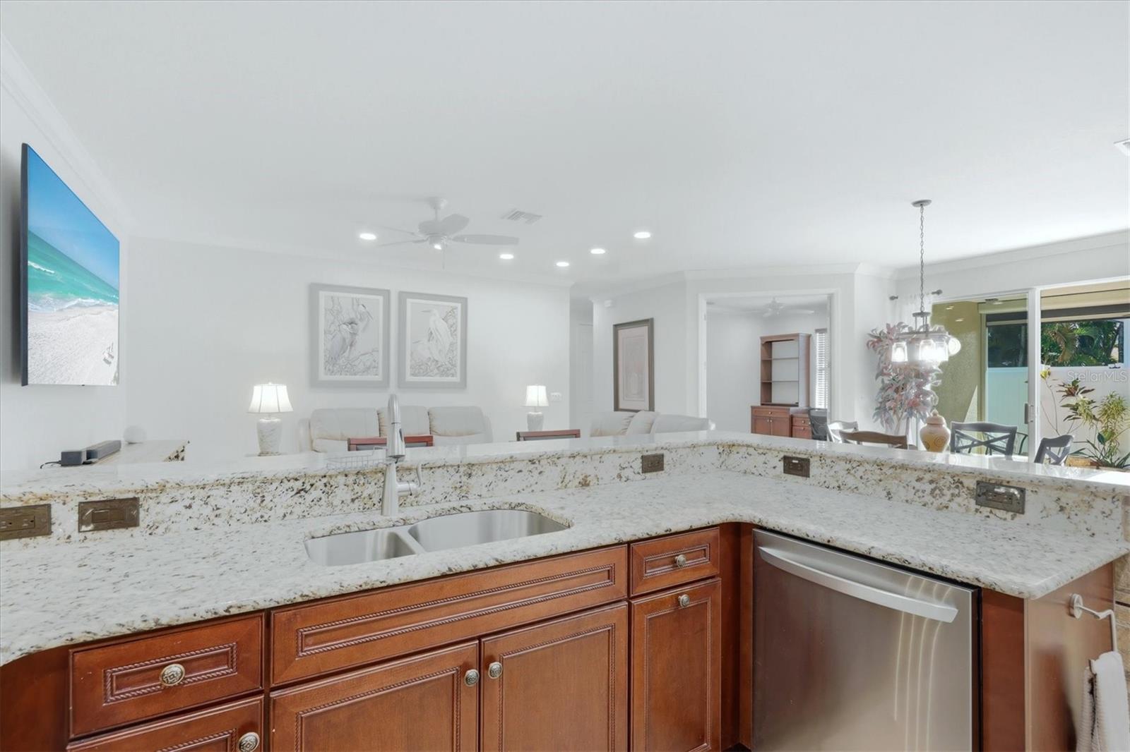 Image 18 of 63 For 28128 Pablo Picasso Drive