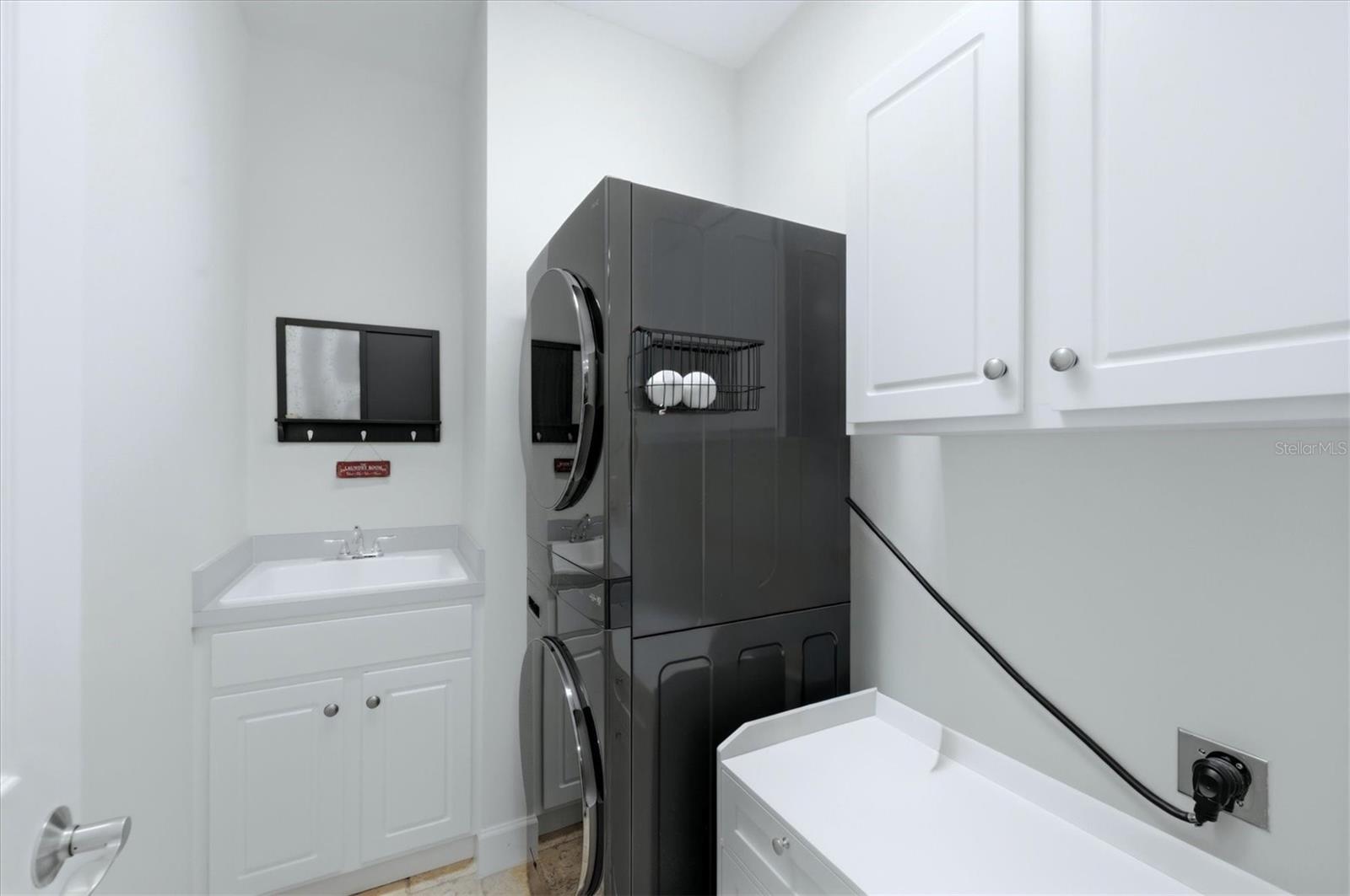 Image 46 of 63 For 28128 Pablo Picasso Drive