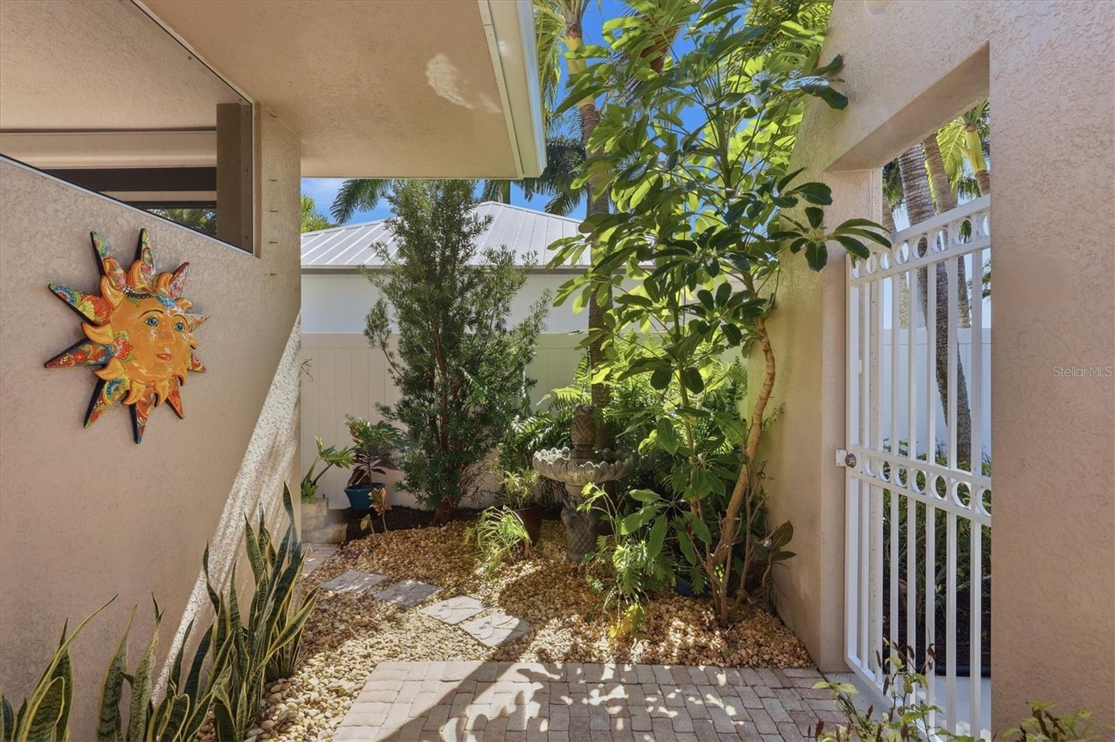 Image 9 of 63 For 28128 Pablo Picasso Drive