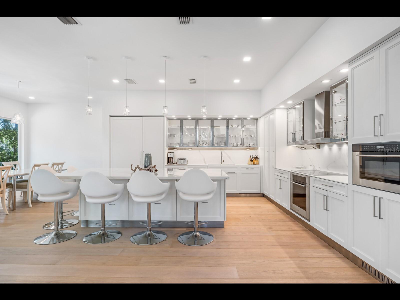 Image 12 of 66 For 2021 20th Street W