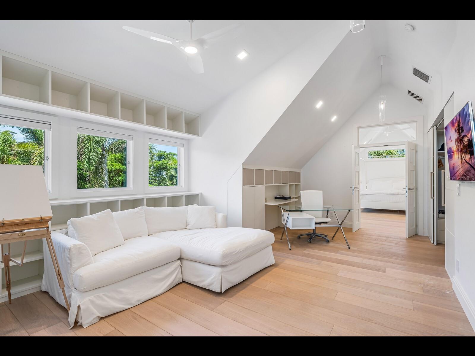 Image 27 of 66 For 2021 20th Street W