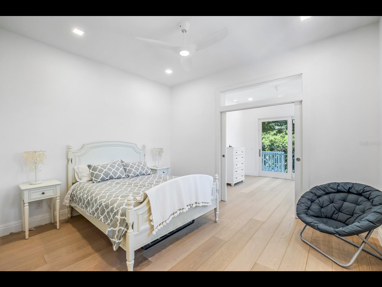 Image 49 of 66 For 2021 20th Street W