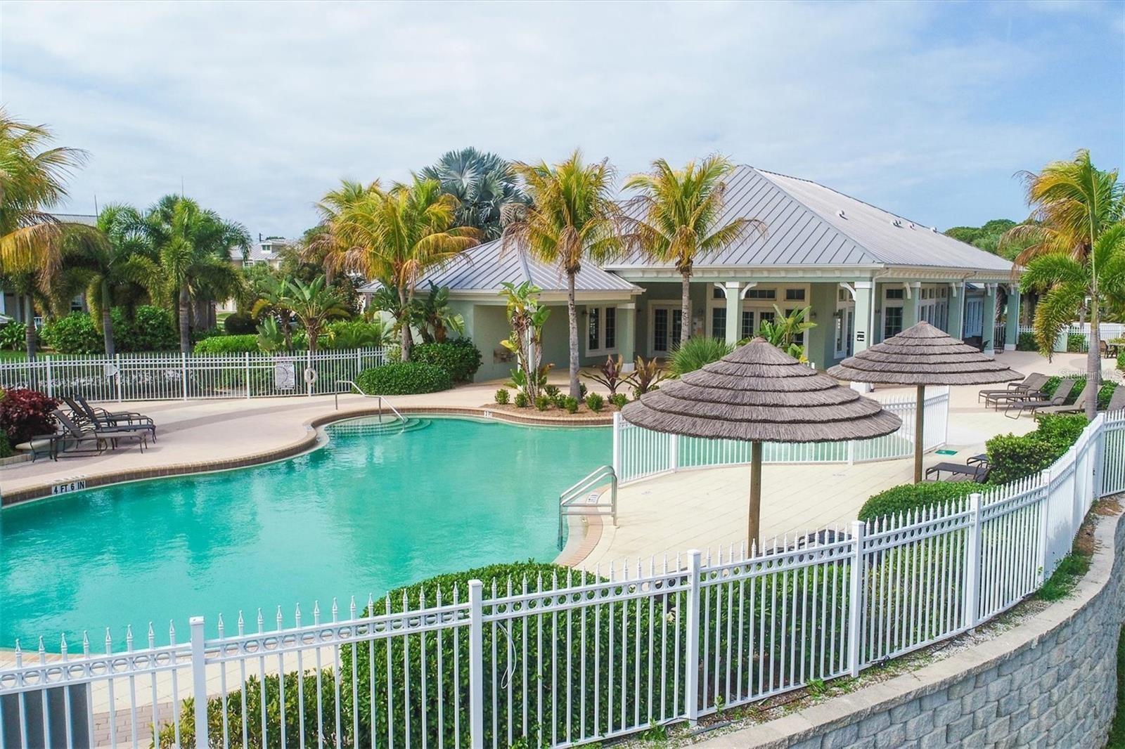 Image 13 of 18 For 10600 Lemon Creek Loop 104