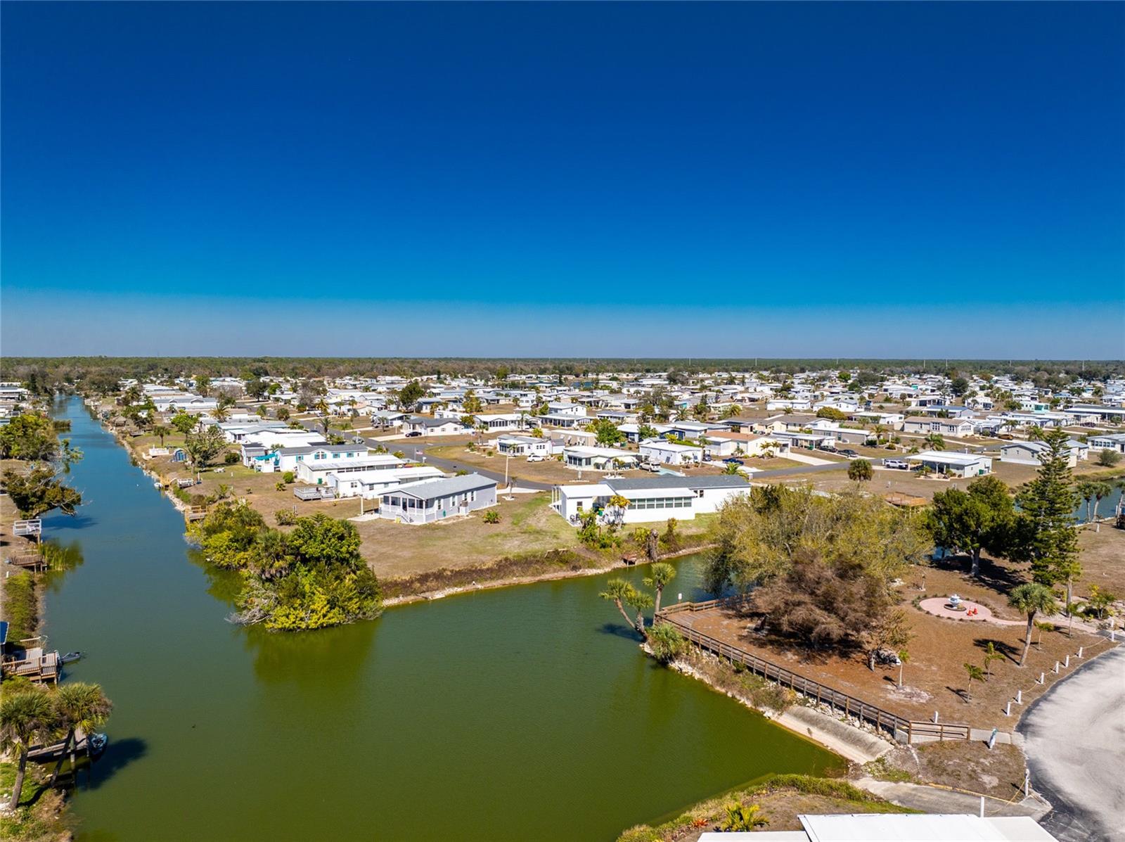 Image 34 of 51 For 1475 Flamingo Drive 122