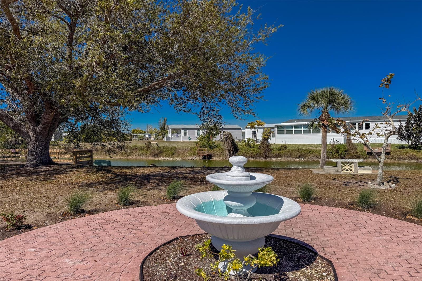 Image 40 of 51 For 1475 Flamingo Drive 122