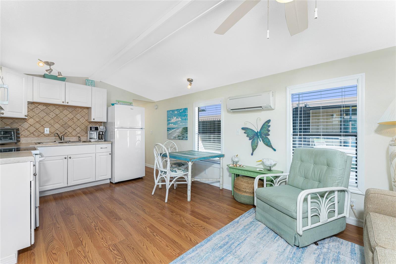 Image 10 of 60 For 1475 Flamingo Drive 333