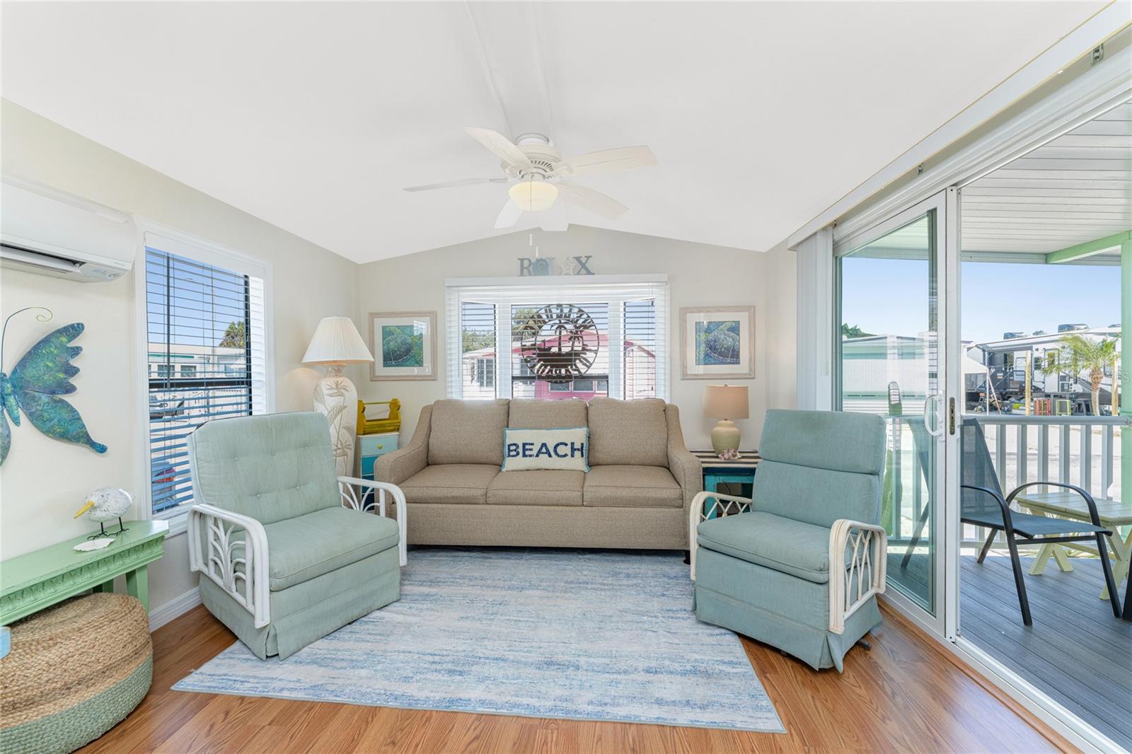 Image 11 of 60 For 1475 Flamingo Drive 333