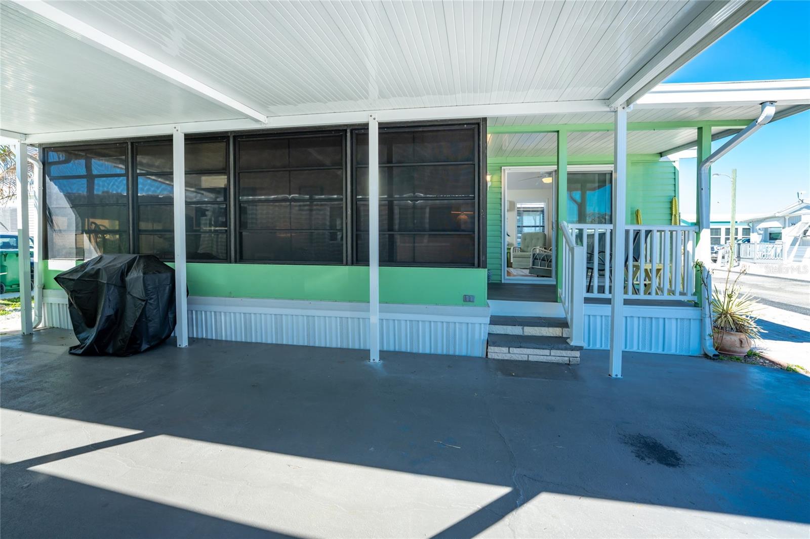 Image 29 of 60 For 1475 Flamingo Drive 333