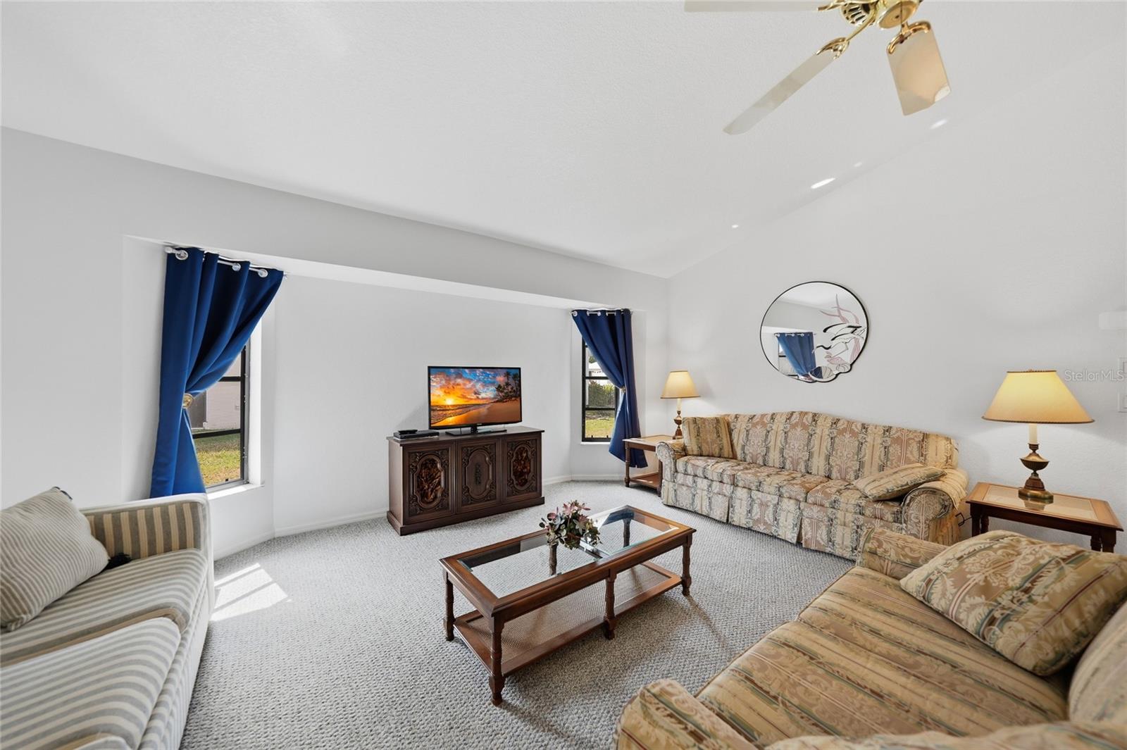 Image 19 of 55 For 5258 Boyle Terrace