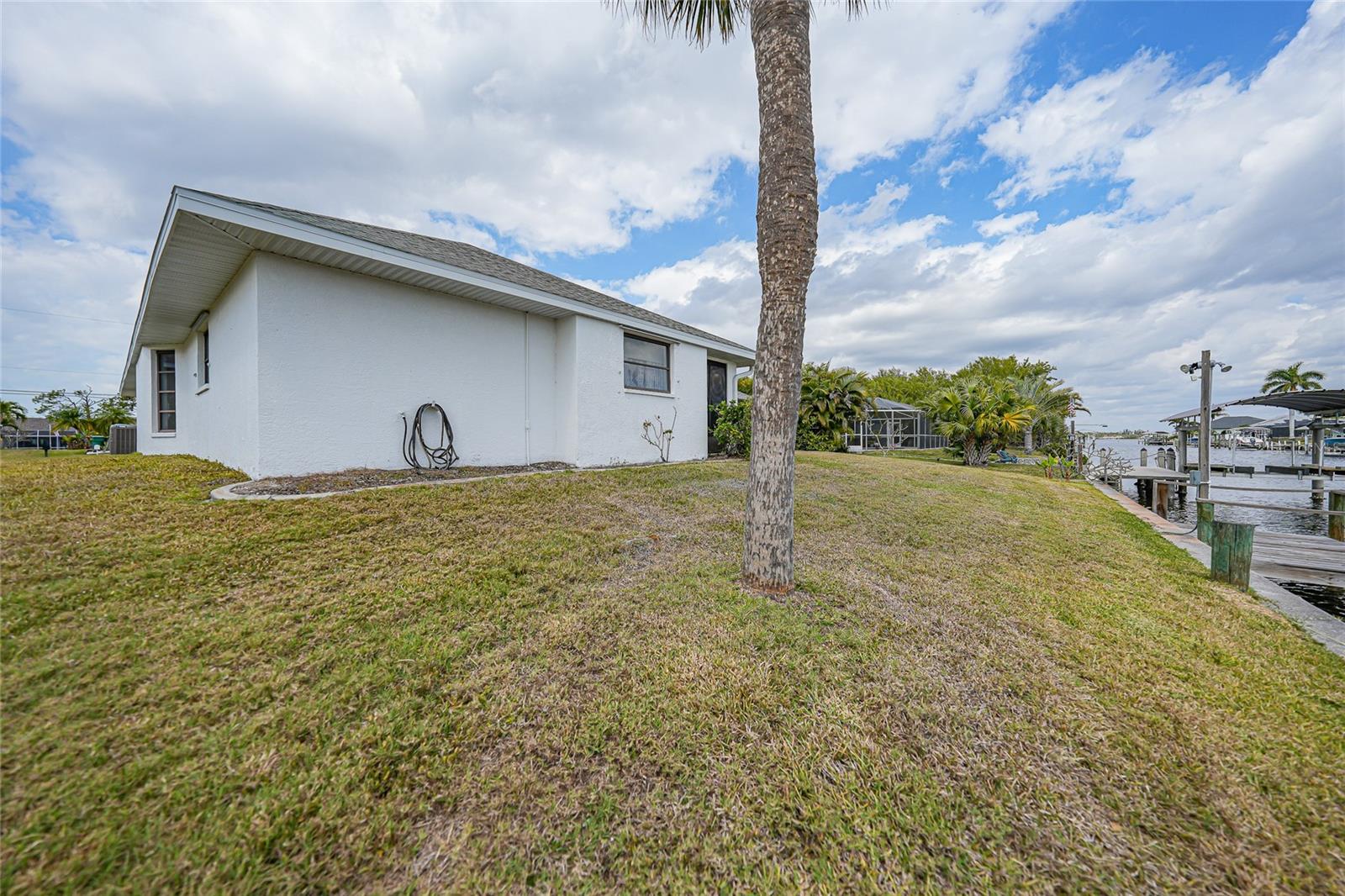 Image 40 of 55 For 5258 Boyle Terrace