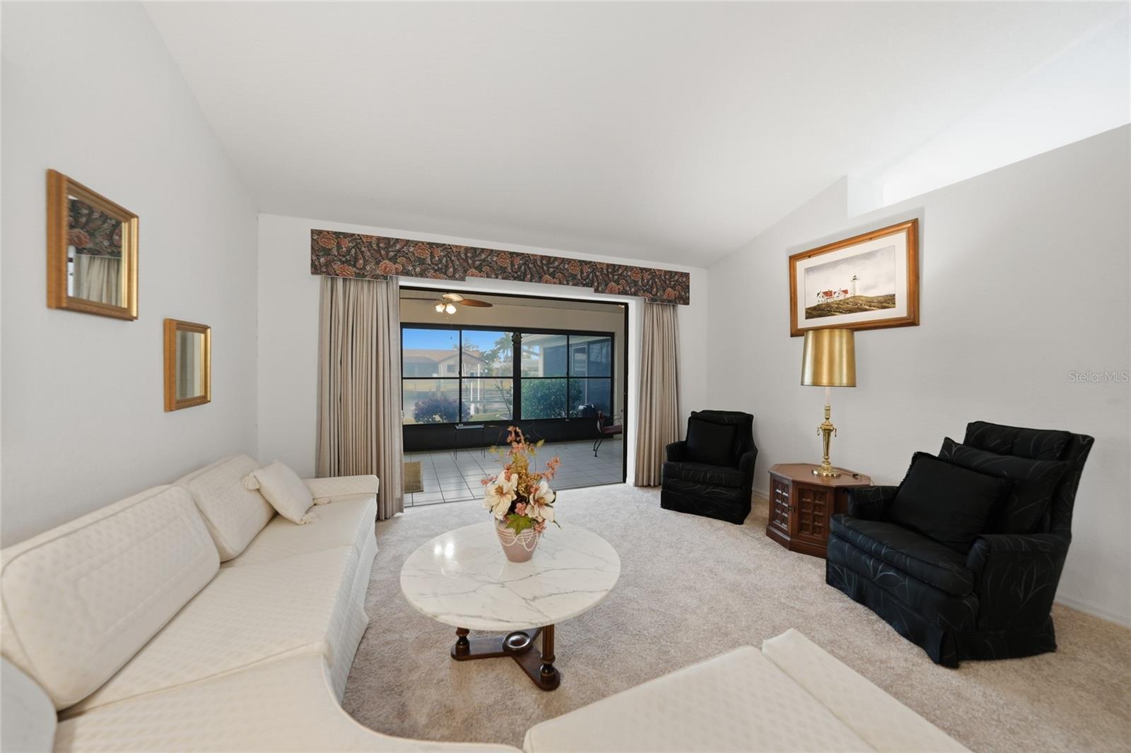 Image 8 of 55 For 5258 Boyle Terrace