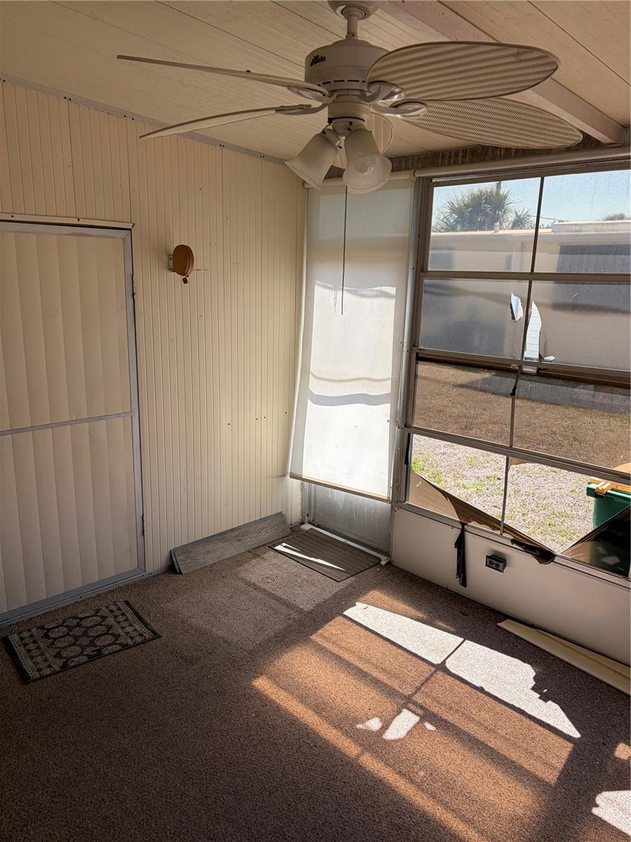 Image 20 of 26 For 1297 Kingfisher Drive