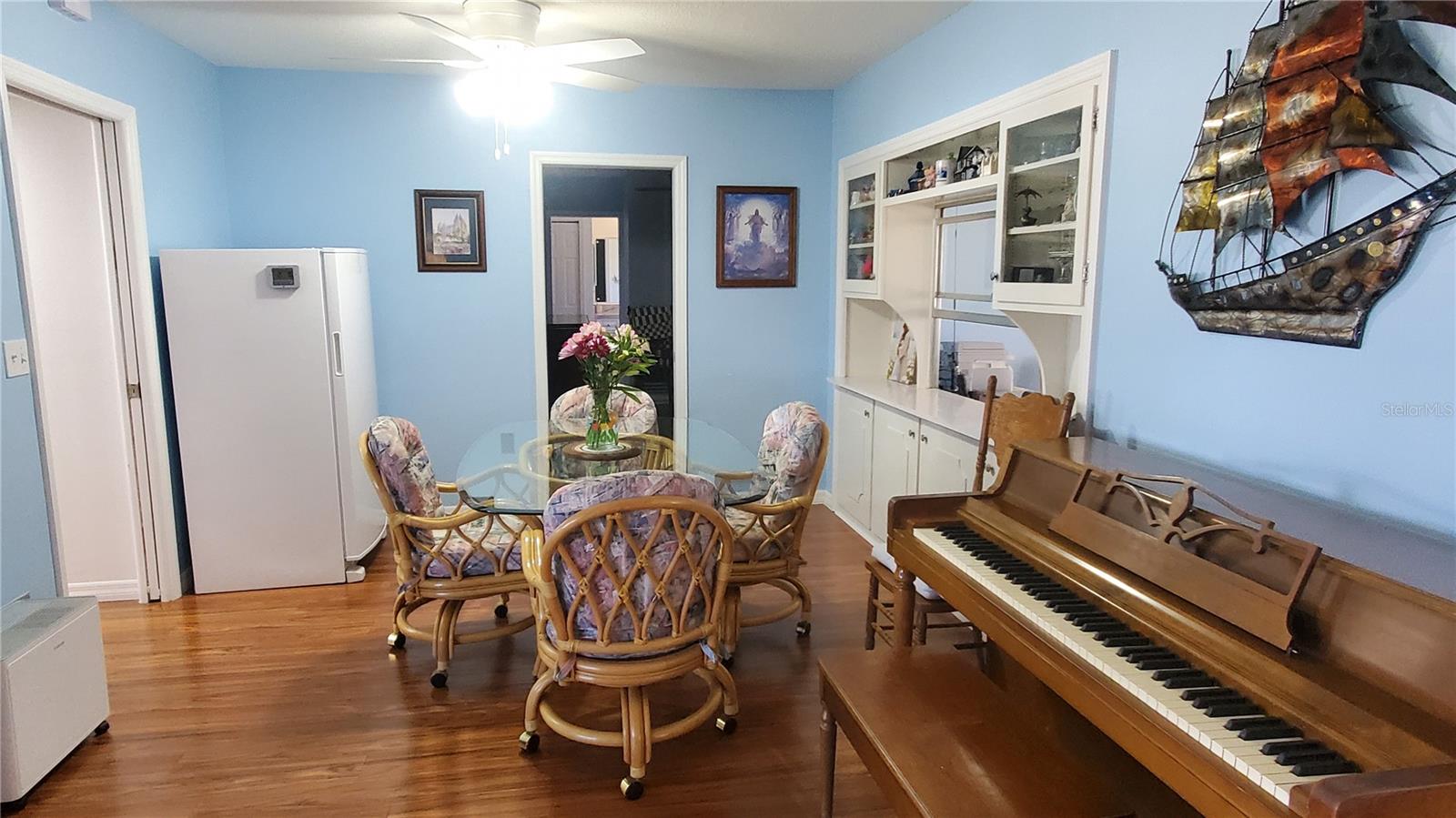 Image 12 of 23 For 1765 Loralin Drive