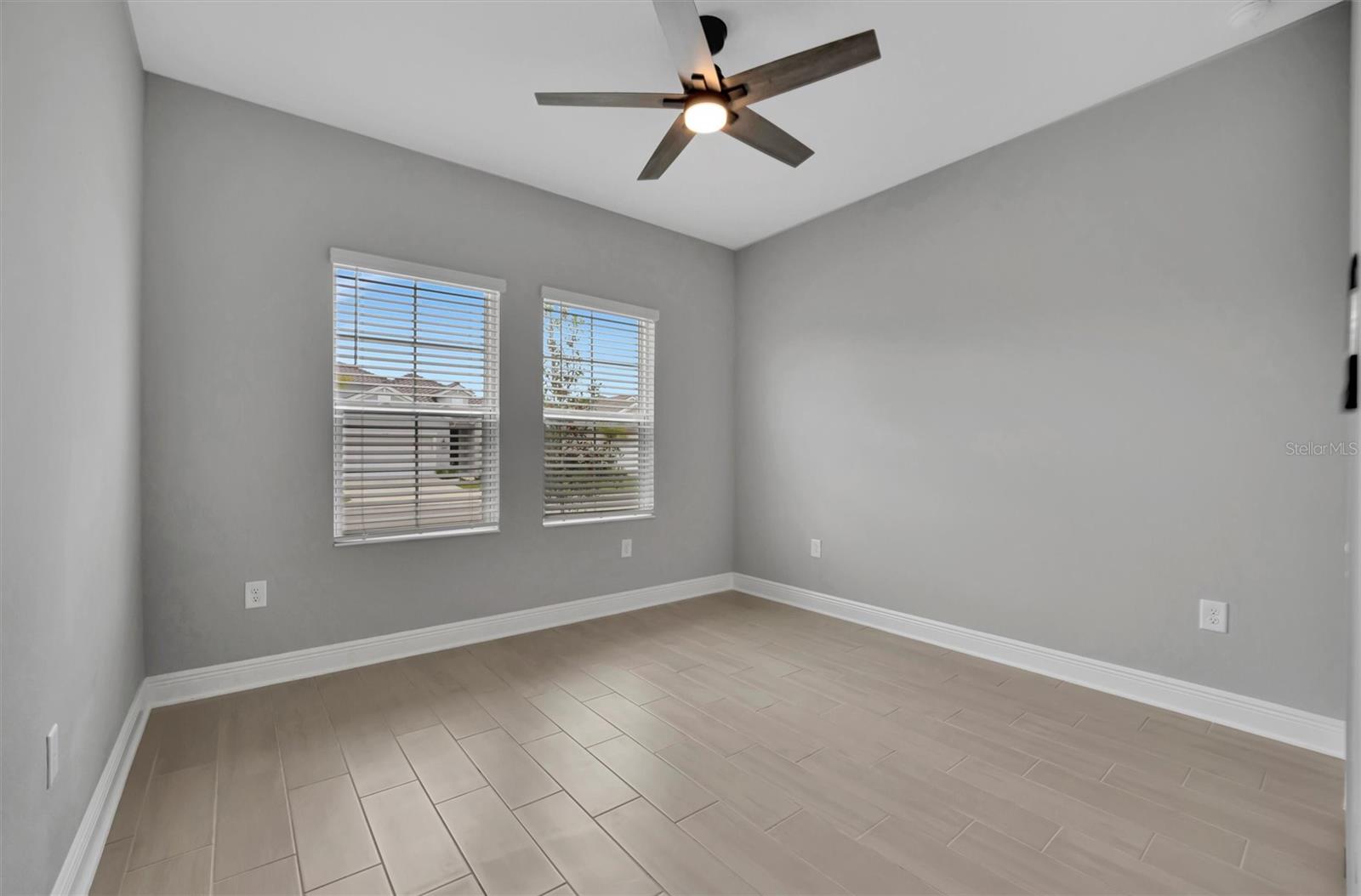 Image 2 of 25 For 10182 Crystal Isle Circle