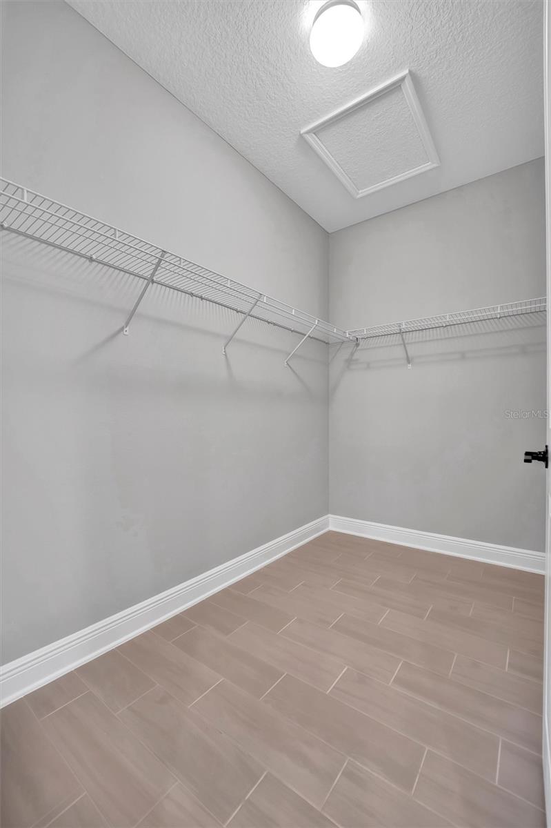 Image 20 of 25 For 10182 Crystal Isle Circle