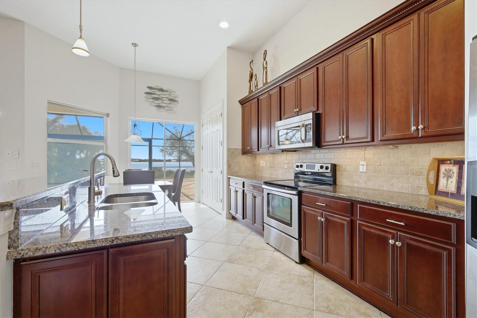 Image 14 of 72 For 2943 Mill Creek Road