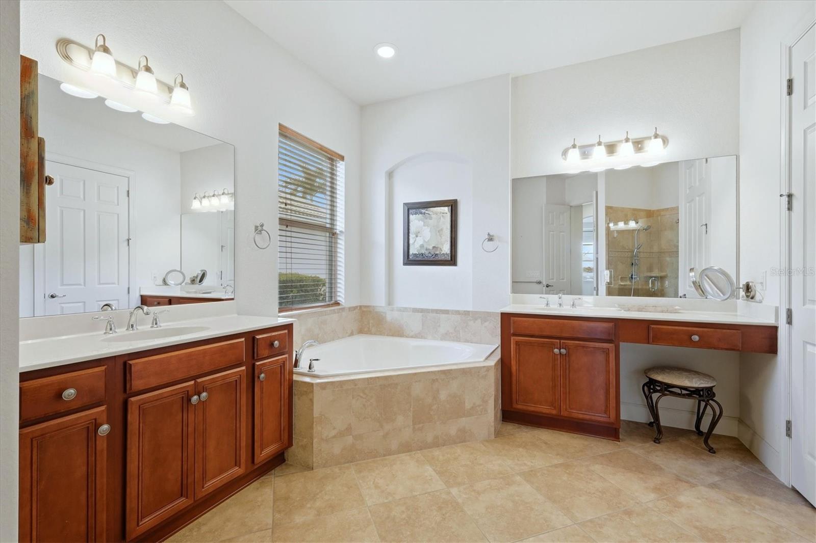 Image 23 of 72 For 2943 Mill Creek Road