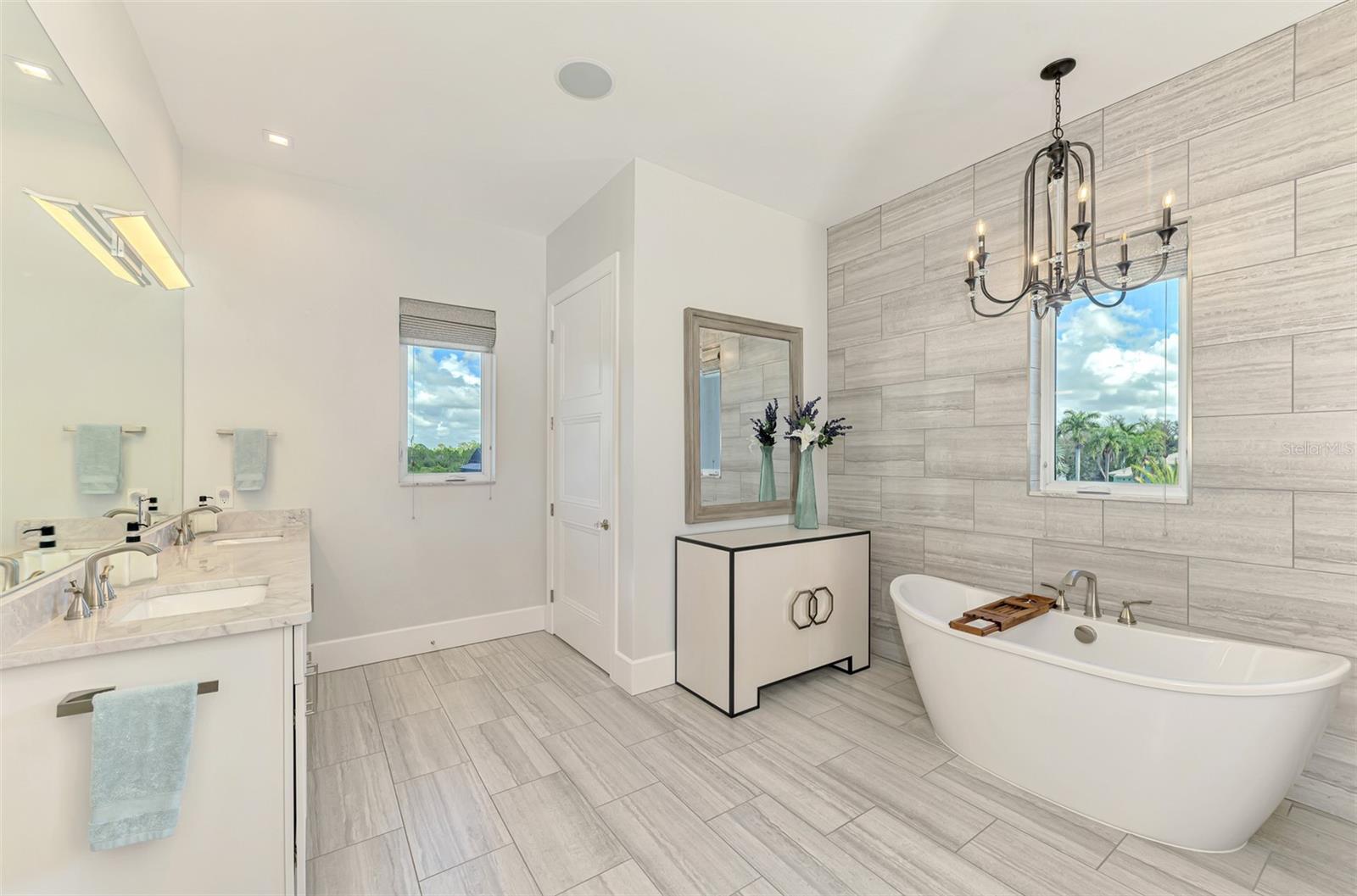 Image 34 of 98 For 3051 Rivershore Lane