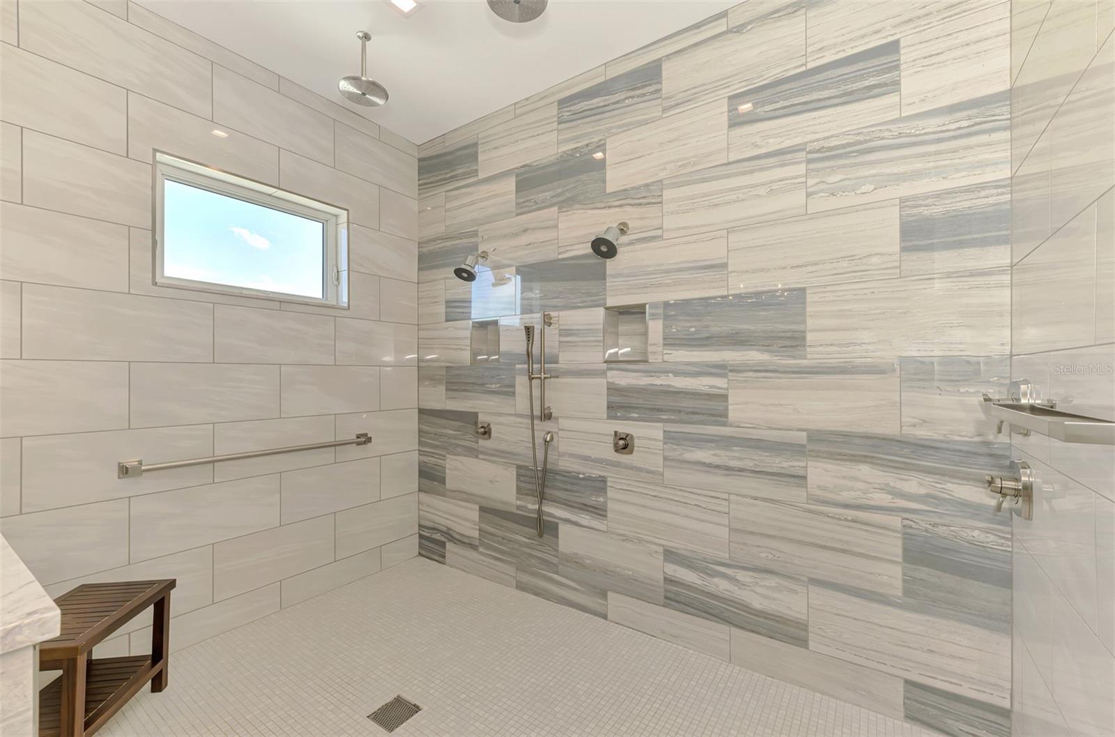 Image 37 of 98 For 3051 Rivershore Lane