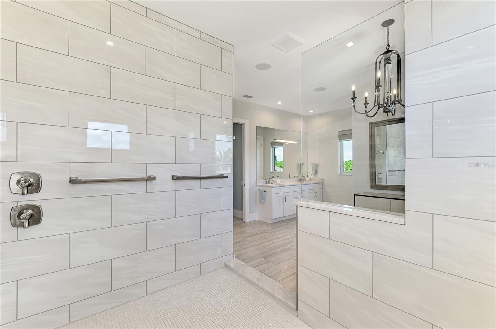 Image 38 of 98 For 3051 Rivershore Lane