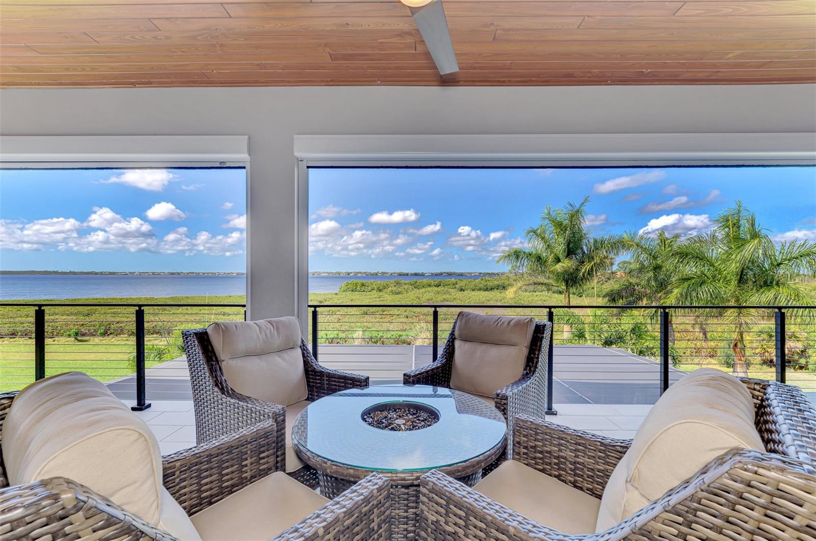 Image 41 of 98 For 3051 Rivershore Lane