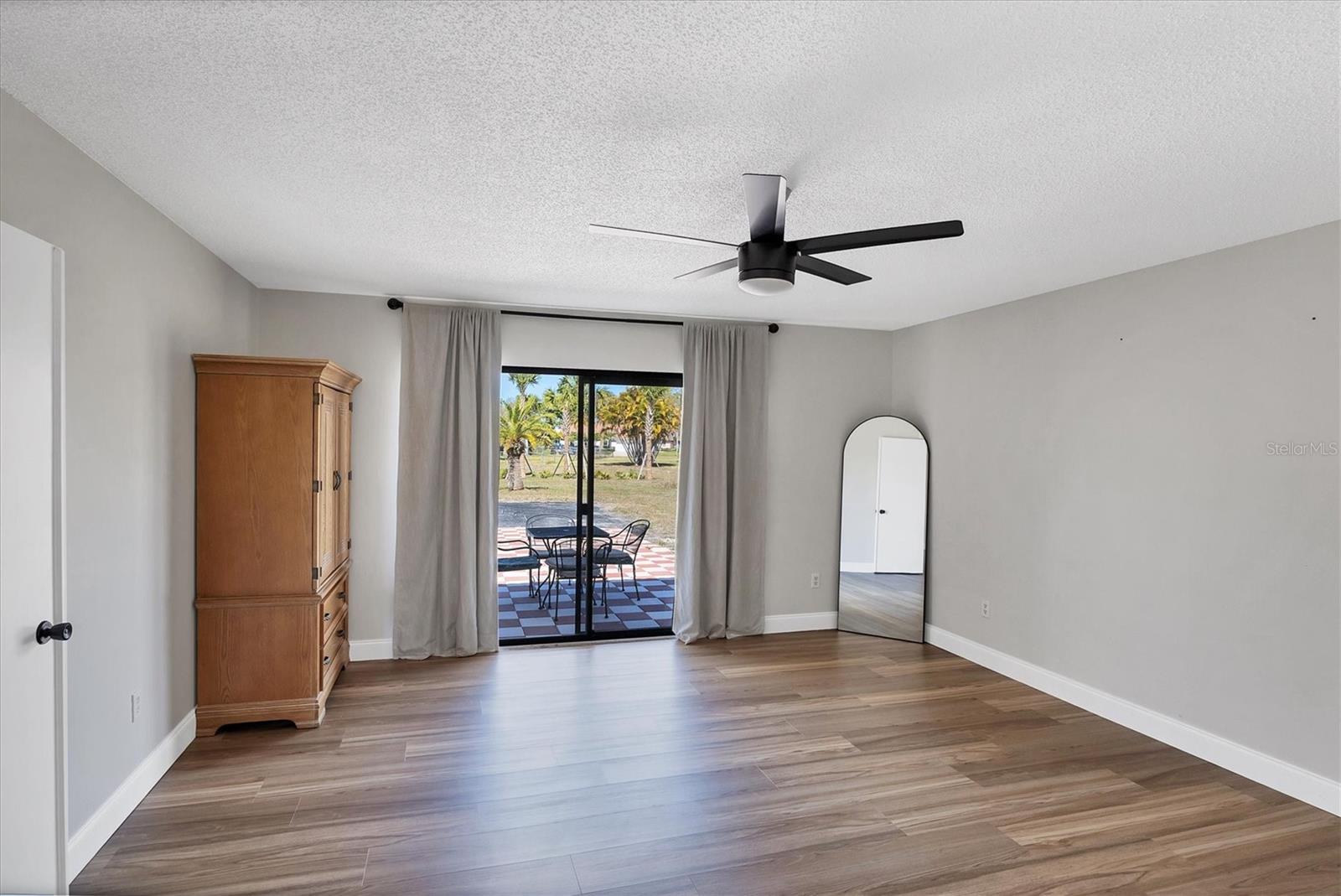 Image 19 of 43 For 5178 Wilton Court