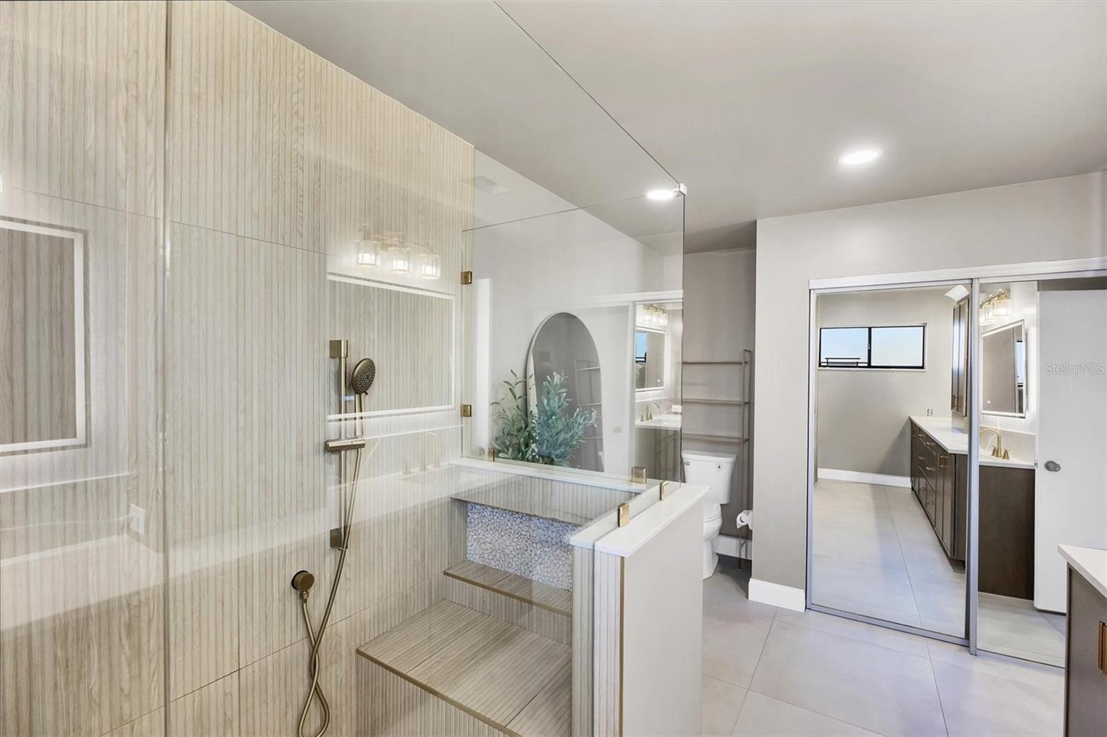 Image 23 of 43 For 5178 Wilton Court