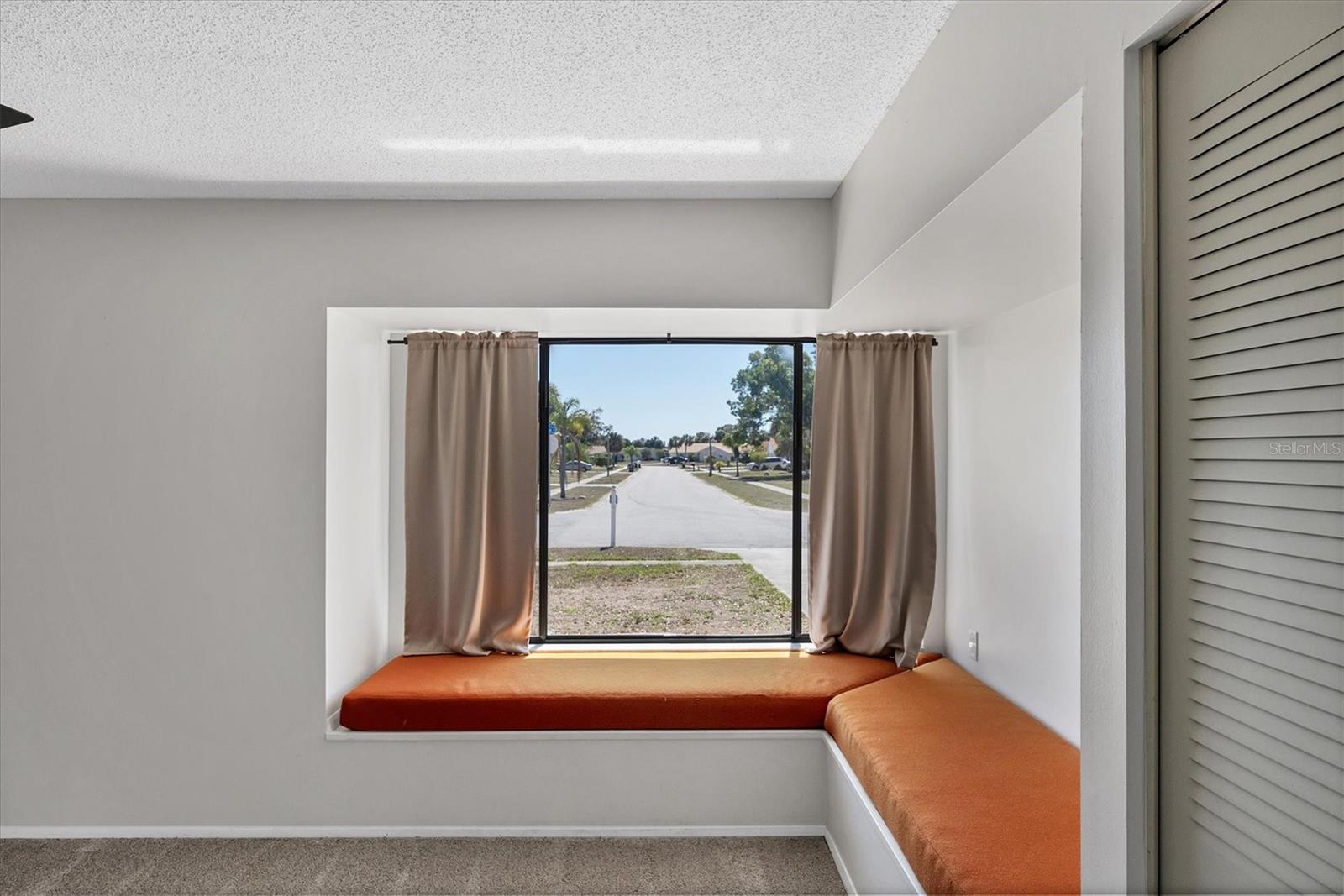 Image 25 of 43 For 5178 Wilton Court