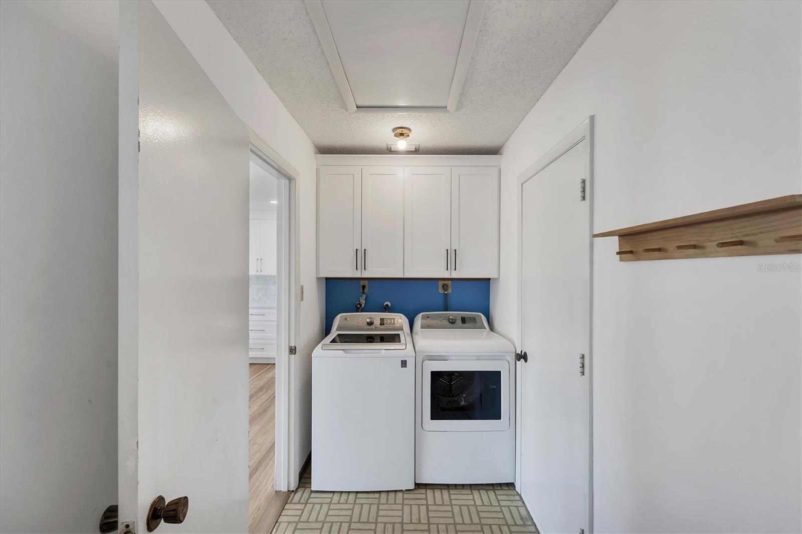 Image 30 of 43 For 5178 Wilton Court