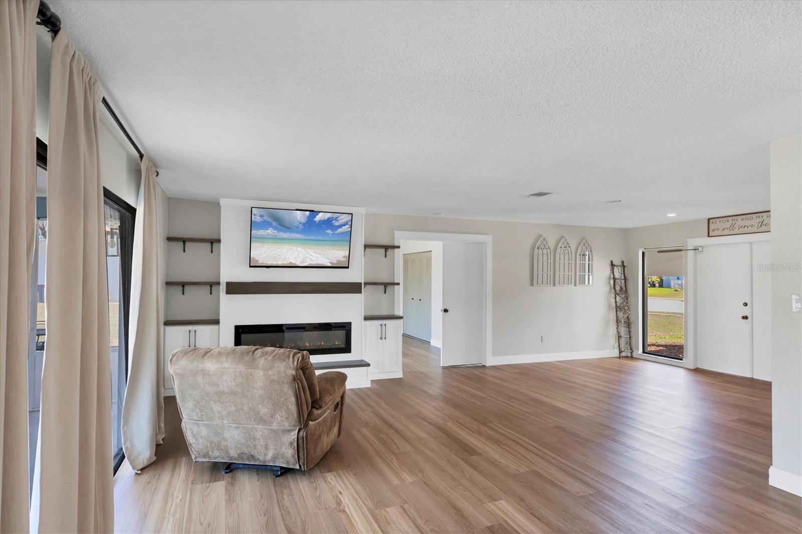 Image 9 of 43 For 5178 Wilton Court