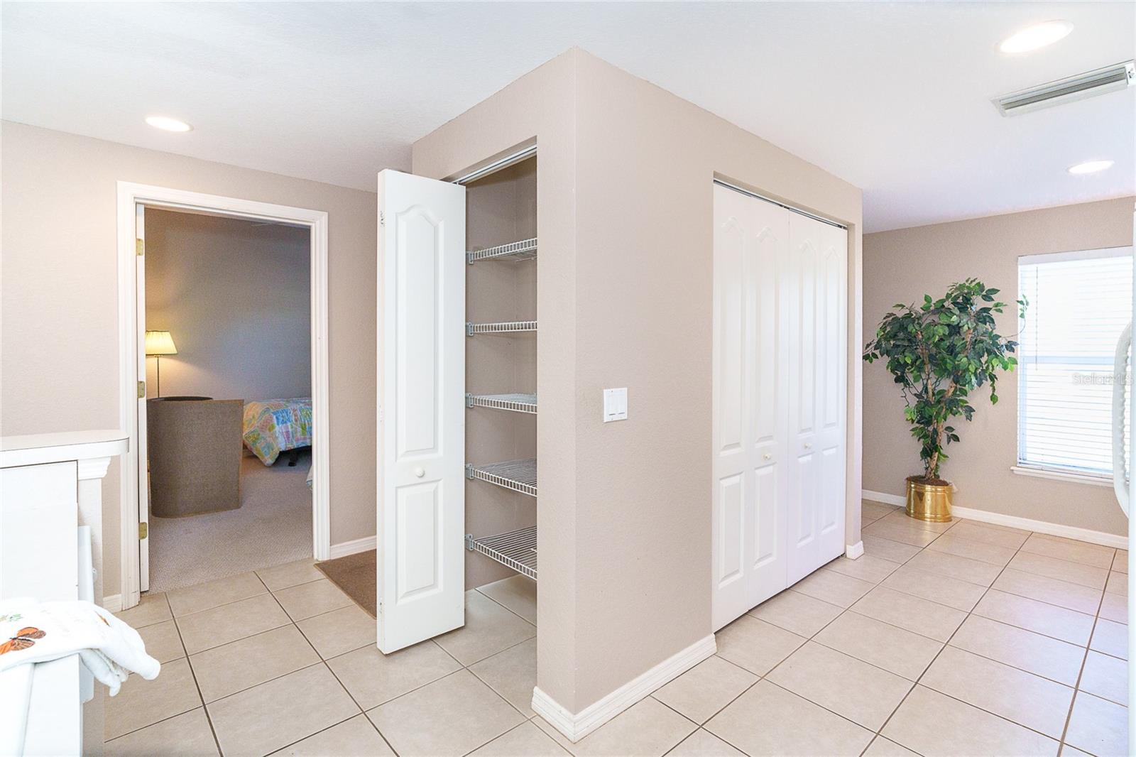 Image 12 of 50 For 8101 Memory Lane 122