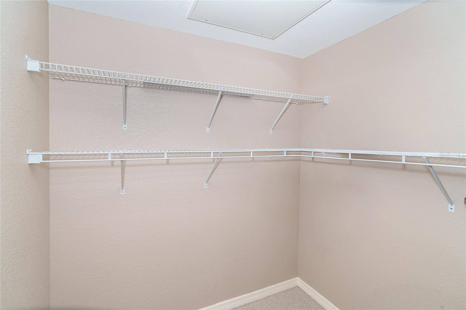 Image 25 of 50 For 8101 Memory Lane 122