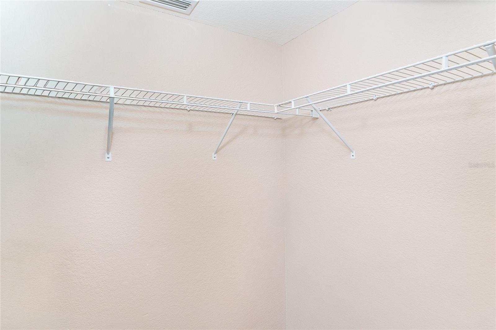 Image 30 of 50 For 8101 Memory Lane 122